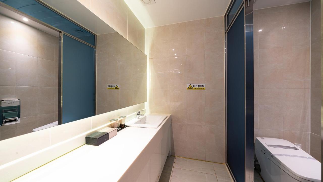 Hotel The One Yeosu Zewnętrze zdjęcie