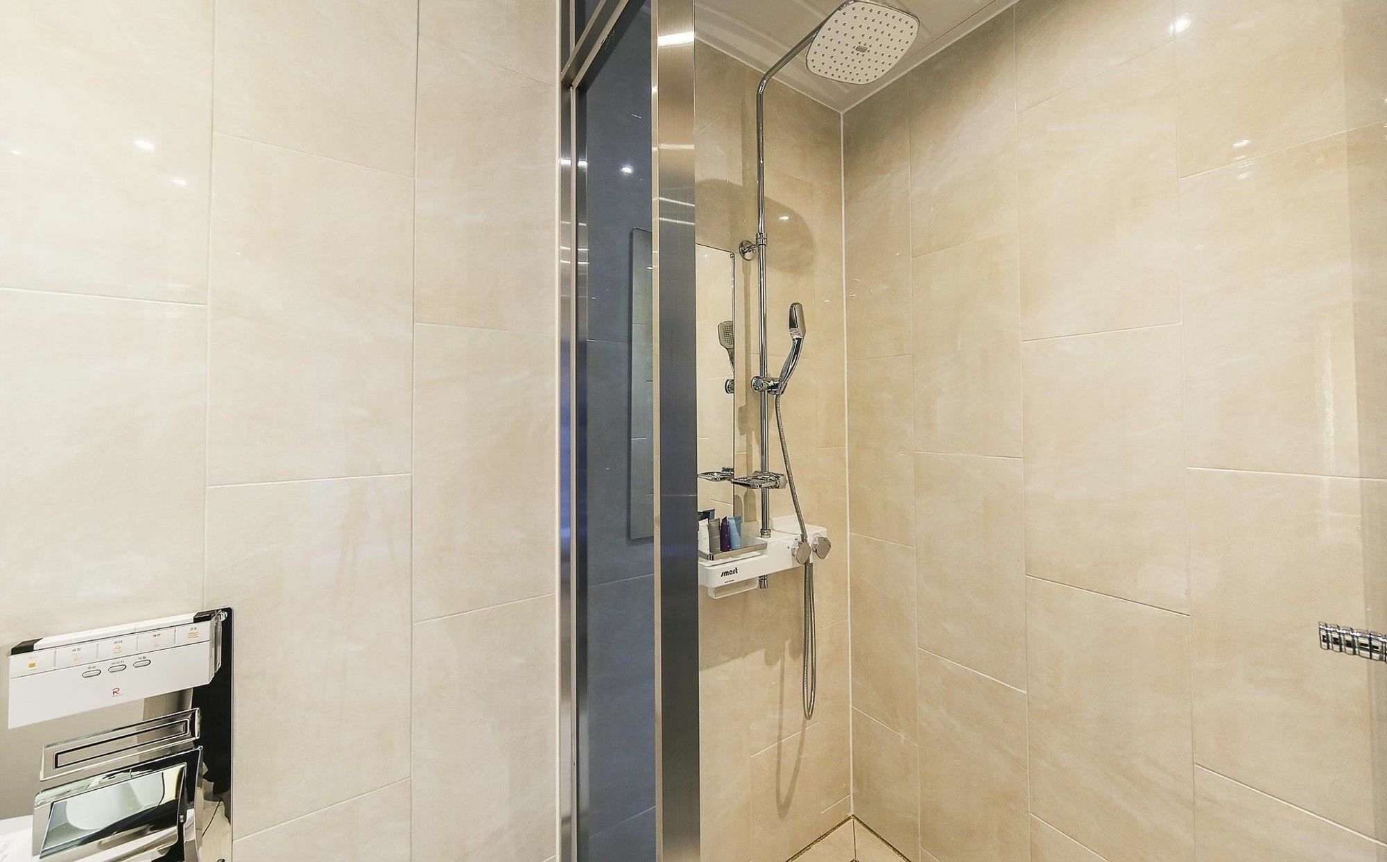 Hotel The One Yeosu Zewnętrze zdjęcie